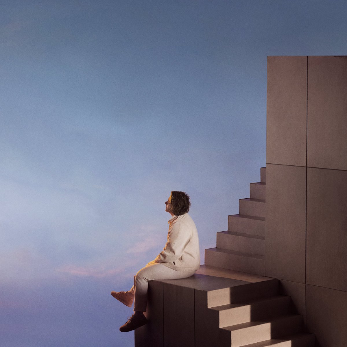 officialcharts's tweet photo. Here's everything you need to know about @LewisCapaldi's brand-new album Broken By Desire To Be Heavenly Sent 💿💜

➡️ https://t.co/Eo5uD9sKnM https://t.co/EVYH371ixs