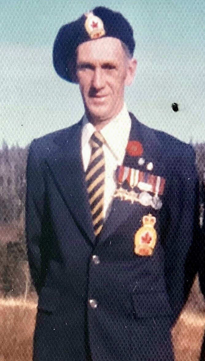 BernardCormier's tweet photo. 2022 ‘FOREVER GRATEFUL’ PROJECT:
# 76 of 100: 
Private (Ret’d) Arthur Stuart Weston was born in St. Martins in 1923. During the Second World War he served with the Royal Canadian Regiment in Canada. He was a Prisoner-of-War in Germany for eleven months.
#SaintJohnRemembers https://t.co/TSwpTBsPgb