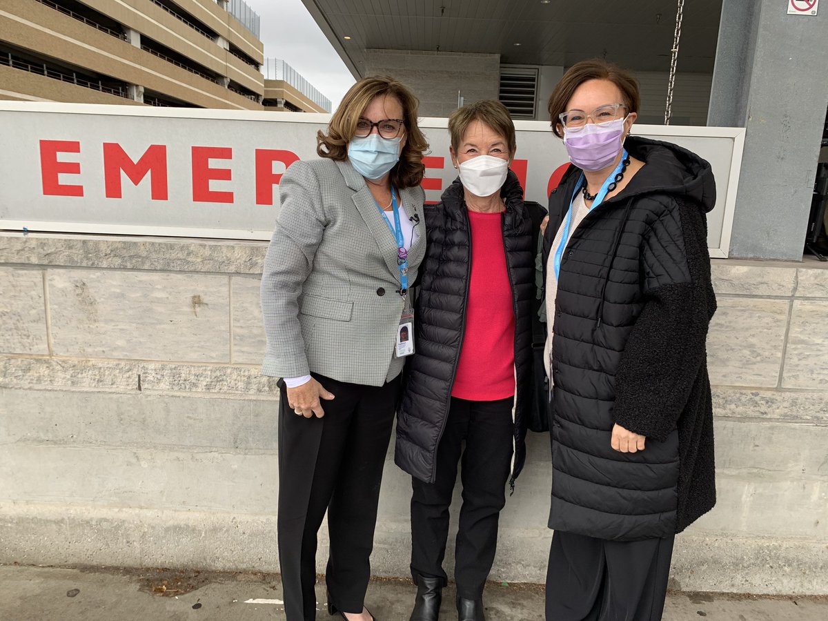 Welcome Chief Nursing Officer of Canada Leigh Chapman!

We’re honoured to have @LeighChappy visit Credit Valley Hospital for a tour to re-connect with her former colleagues in the Emergency Department and to offer inspirational words of encouragement to THP nurses.