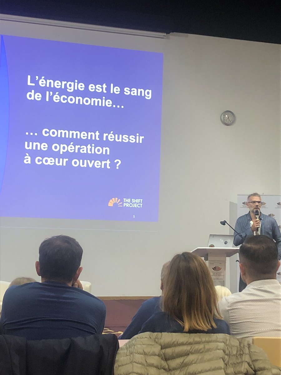 yoann_danski's tweet photo. Conférence ce soir avec @OIL_MEN en partenariat avec @cjd_france passionnante. #decoissance #sobrieteEnergetique https://t.co/X8OCtwrnU2