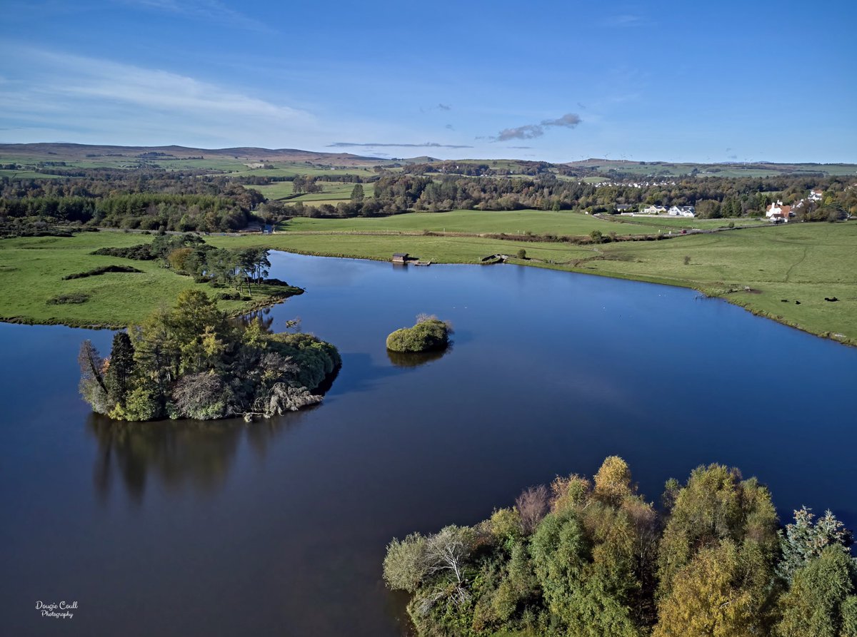 DougieCoullPix's tweet photo. Few from this morning.
#kilmacolm #bridgeofweir #quarriersvillage #drone #dronephotography #inverclyde #knapps https://t.co/RNfLORm5ft