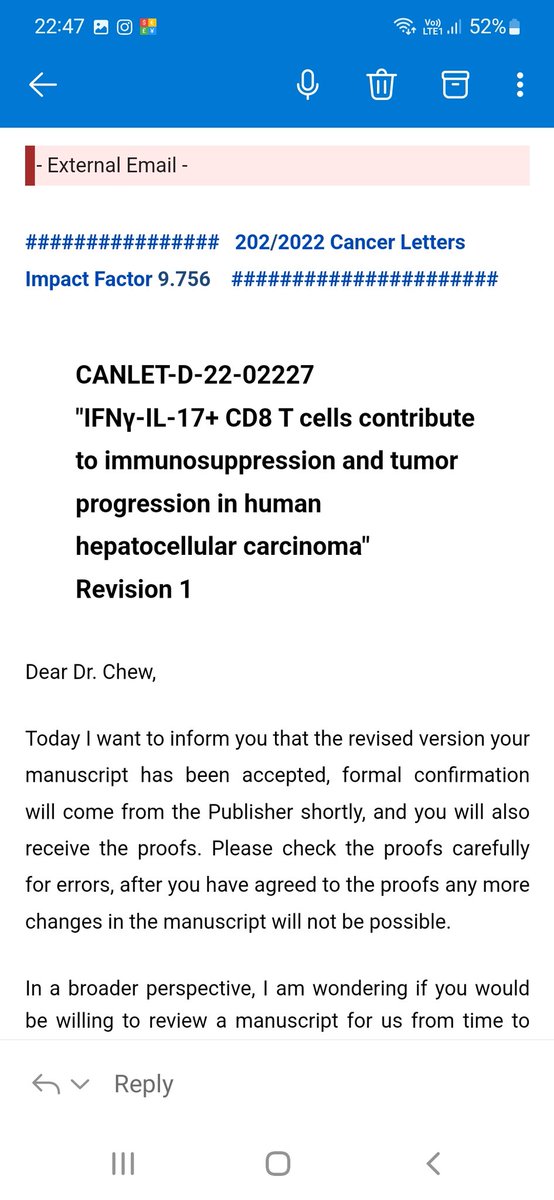 Valeriechew29's tweet photo. Good news for the first paper out from my PhD student, Yun Hua Lee. This is her first paper on rare immune subset IL17+CD8+ Tc17, which help us to better map out the complex tumour microenvironment of HCC. Bravo and look forward for her second paper maybe next year! #hcc #tc17 https://t.co/TWgU5gyrDx