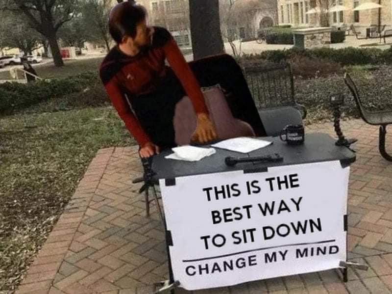 𝕖𝕝𝕚𝕒𝕤 tweet media