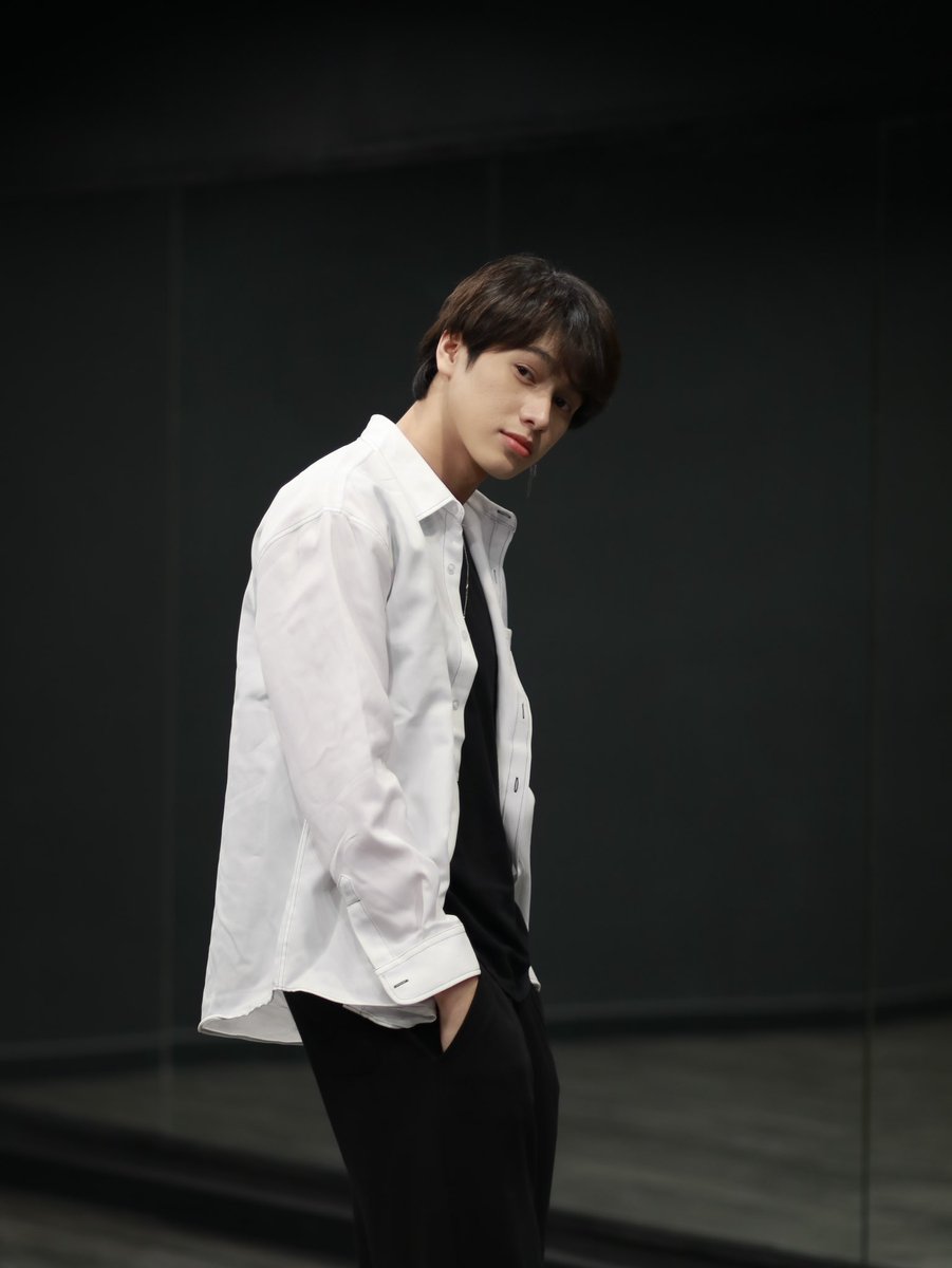 Smartofficial21's tweet photo. อยากลองขัดใจ…แต่หาสก๊อตไบร์ทไม่เจอ😅

#smartchisanupong 
#smartcsnp 
#สมาร์ทชิษณุพงศ์
#ปีโป้ของต้าวมาร์ท https://t.co/mMBJsKNamz