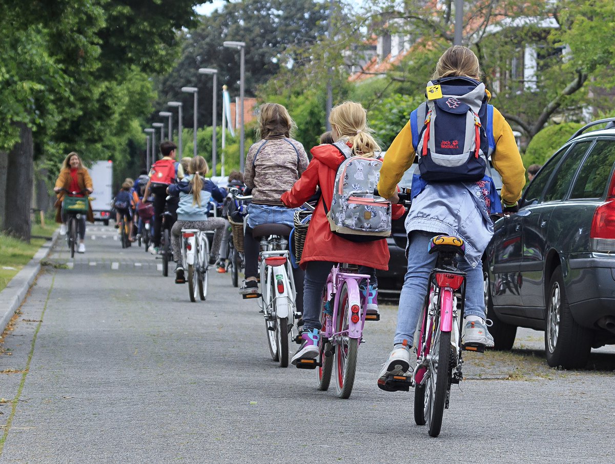 #Kinderfietsen gezocht! De inleveractie voor kinderfietsen van @ANWB en Rotterdam is verlengd tot eind oktober. Een kinderfiets over? Maak er een ander kind in Rotterdam blij mee. Bekijk alle inleverpunten en hoe je een fiets kunt laten ophalen. 👉 bit.ly/3D6Jw2P