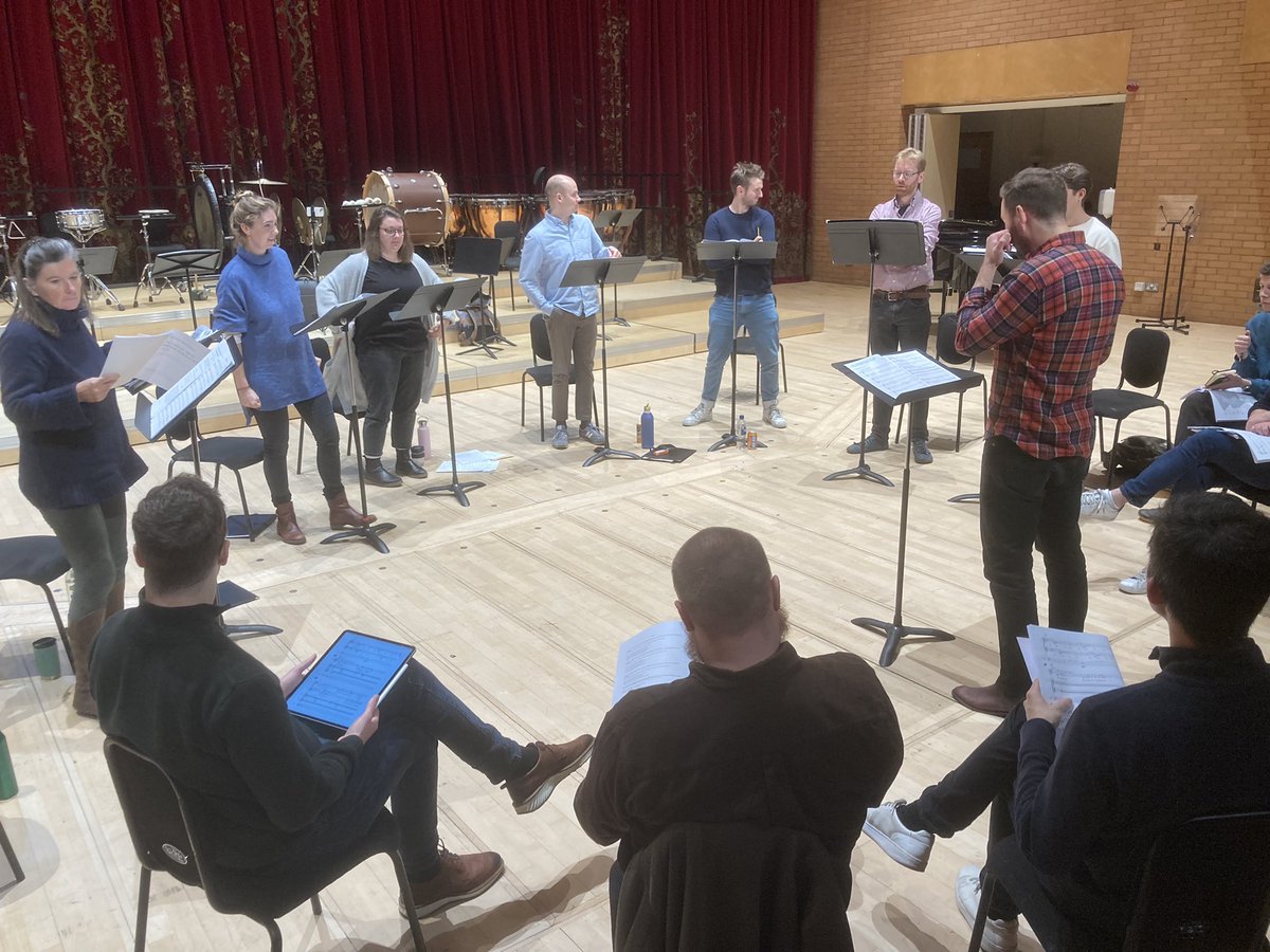 Many thanks to Rory McCleery and the @marianconsort for a wonderful conducting masterclass @RCStweets today. Great to have such supportive and responsive consort singers offering advice and ideas to our MMus conducting students. Haste ye back!
