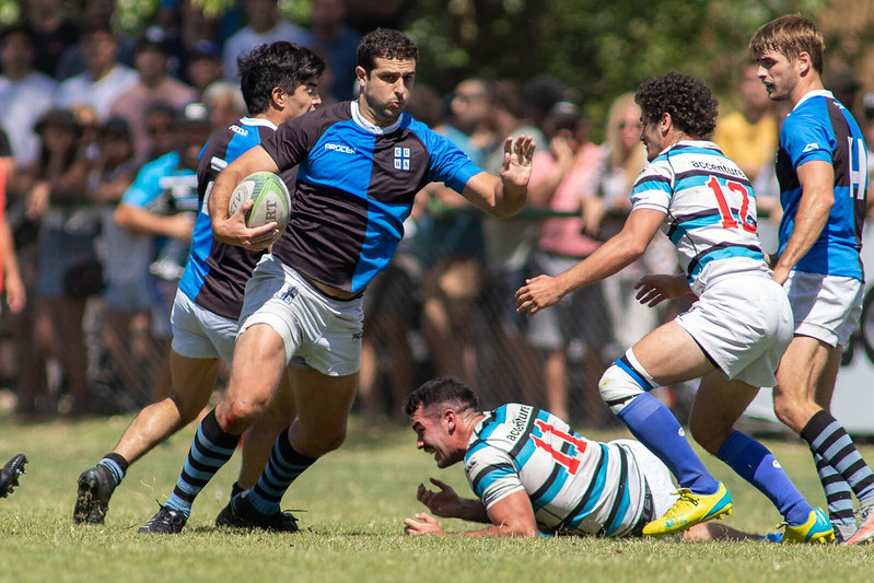 CUBA es el único club que metió un equipo en cada semifinal de la URBA. 

De Primera a Pre D, los cruces en todas las categorías. 

Mirá >> bit.ly/3zcHlIX