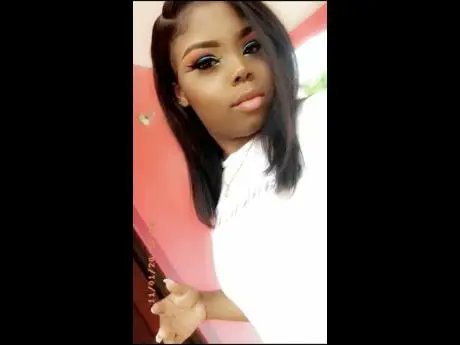 SunCity104_9FM's tweet photo. 19 year old Dominique “Dom Dom’ Donaldson was killed while trying to protect her 10 month old daughter from gunmen who entered their home early Sunday morning along Maiden Street in East Kingston.
Read More at: https://t.co/OQJhjeWH4F #Suncity #radiowithadifference https://t.co/FudblTk2kx