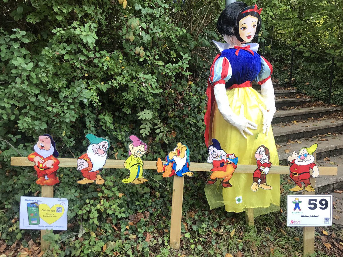 HextSarah's tweet photo. Harvey’s scarecrow trail 2nd-30th Oct 🥰 https://t.co/yxo9UG4EUh