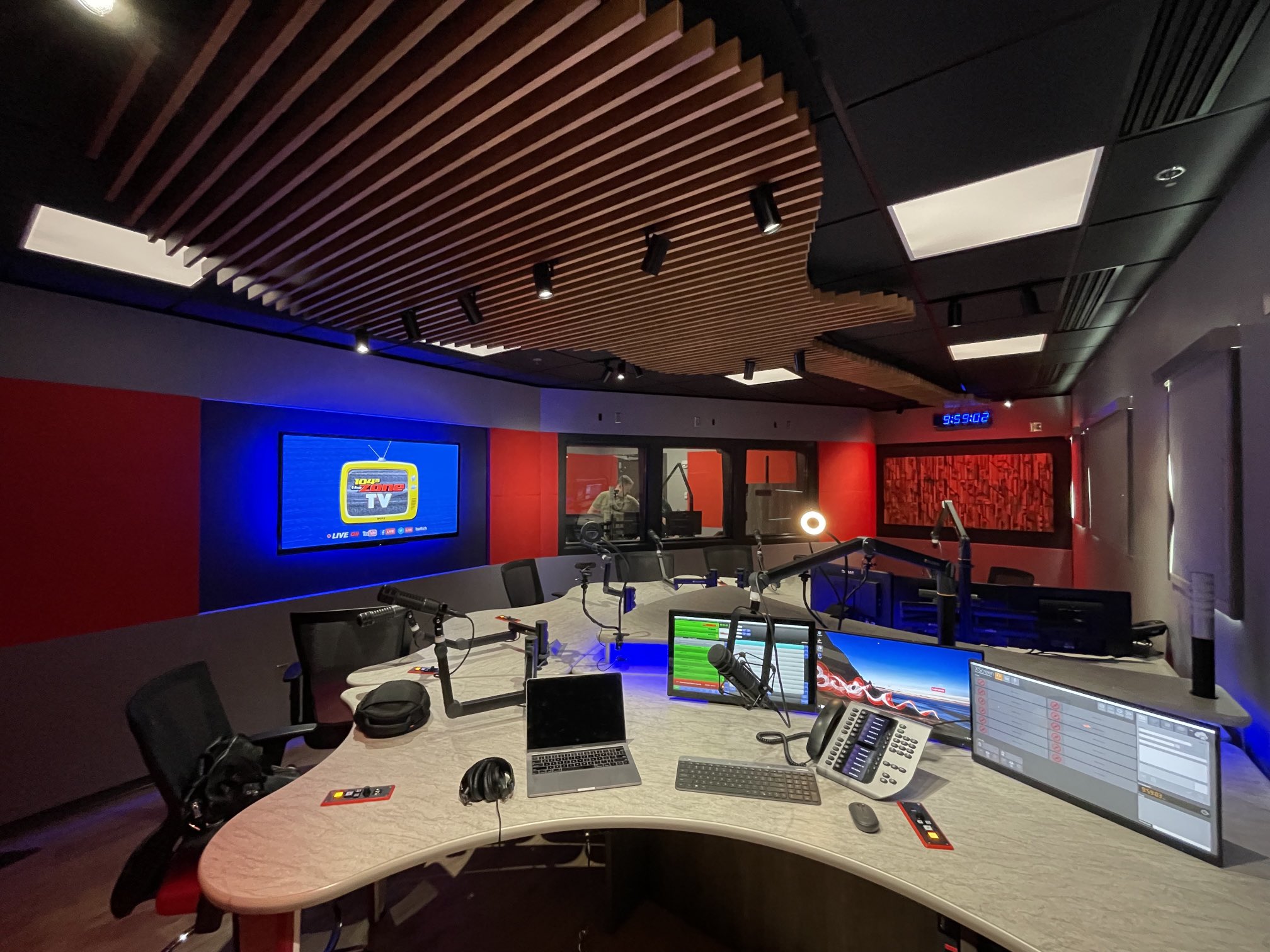 104 5 the zone 1045thezone twitter