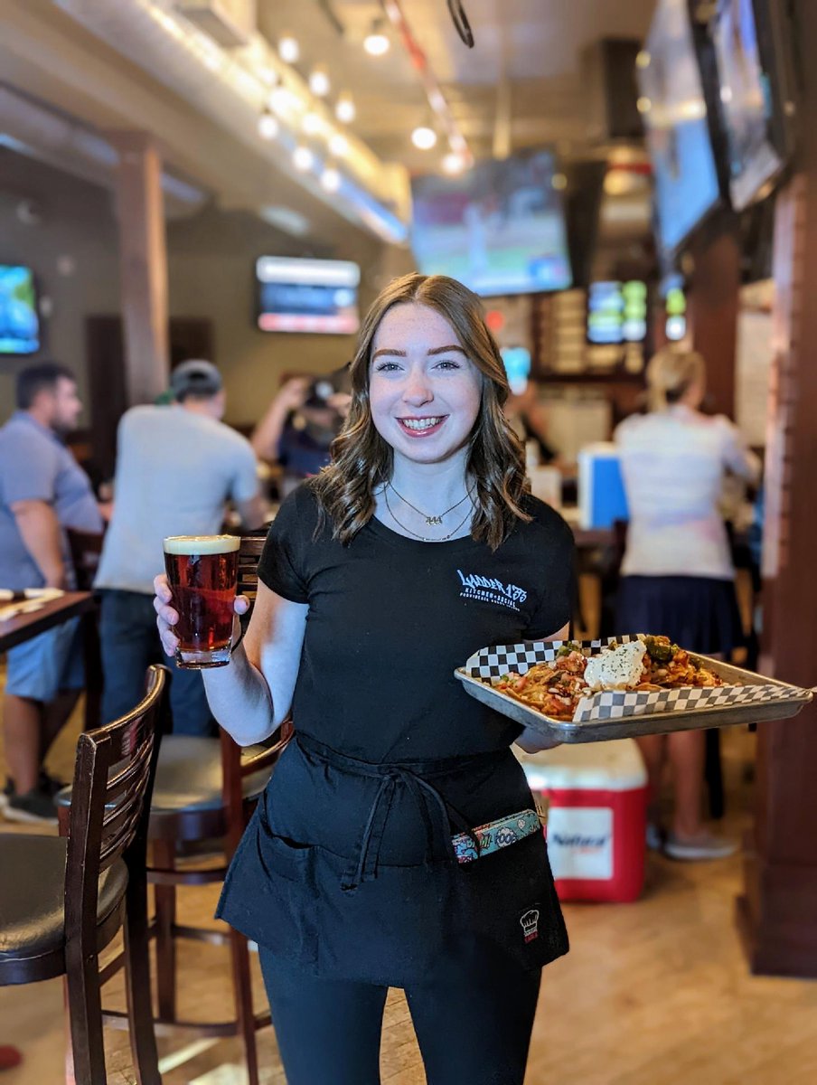 ladder133's tweet photo. Welcome Mary Beth to our Team &amp; Meet her for Nachos &amp; Tacos! 
She's a JWU culinary student, ranked 4th nationally for student bakers! 🙌

#ladder133kitchenandsocial #jwuprovidence #iamjwu #theressomethingaboutmary #studentlife #rieats #tacotuesday https://t.co/njGQnVYCjW