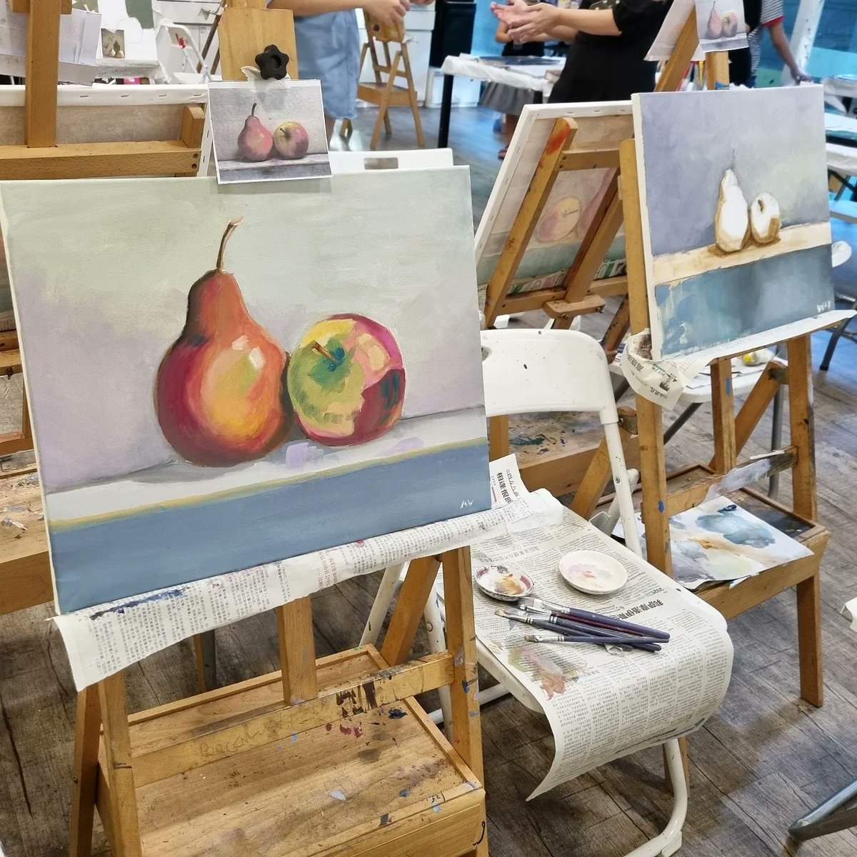 Applepurrs's tweet photo. Oil painting workshop with friend the other day https://t.co/TKeZGEEVsn