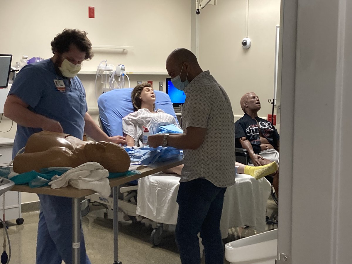 In the #HocusPocus2 spirit with #POCUS training led by <a href="/uamshealth/">UAMS Health</a> #EM faculty Dr James Arthur and Dr Zach Lewis

Our residents are lucky to benefit from these wonderful educators!

<a href="/jarthurEM/">Jason Arthur</a> <a href="/UAMS_EM/">UAMS EM</a> @POCUS_Society <a href="/SAEMSimAcademy/">SAEM Simulation Academy</a> <a href="/SAEMAEUS/">SAEM Academy of Emergency Ultrasound (AEUS)</a>