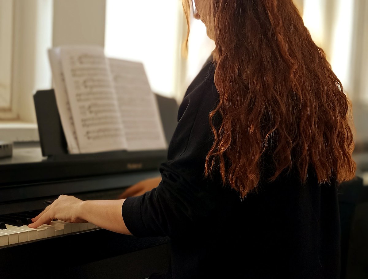 Bir bütün tin, tuşlara basılan eylem..