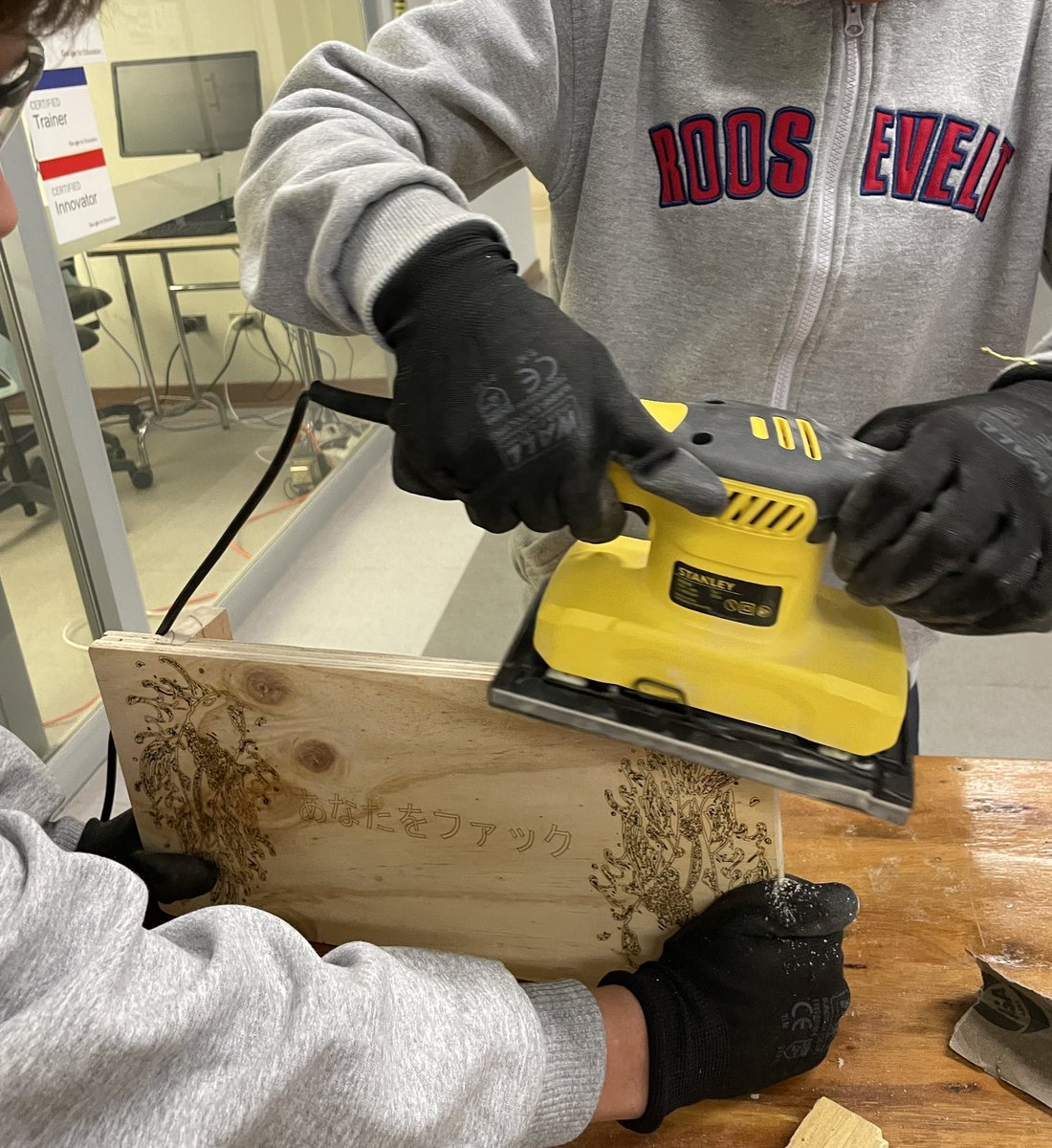 GaryJohnston1's tweet photo. Helping our HS architecture students build laser cut design sushi tables in our #fablab  #makerspace #fdrrocks https://t.co/UhG5Jumn1X