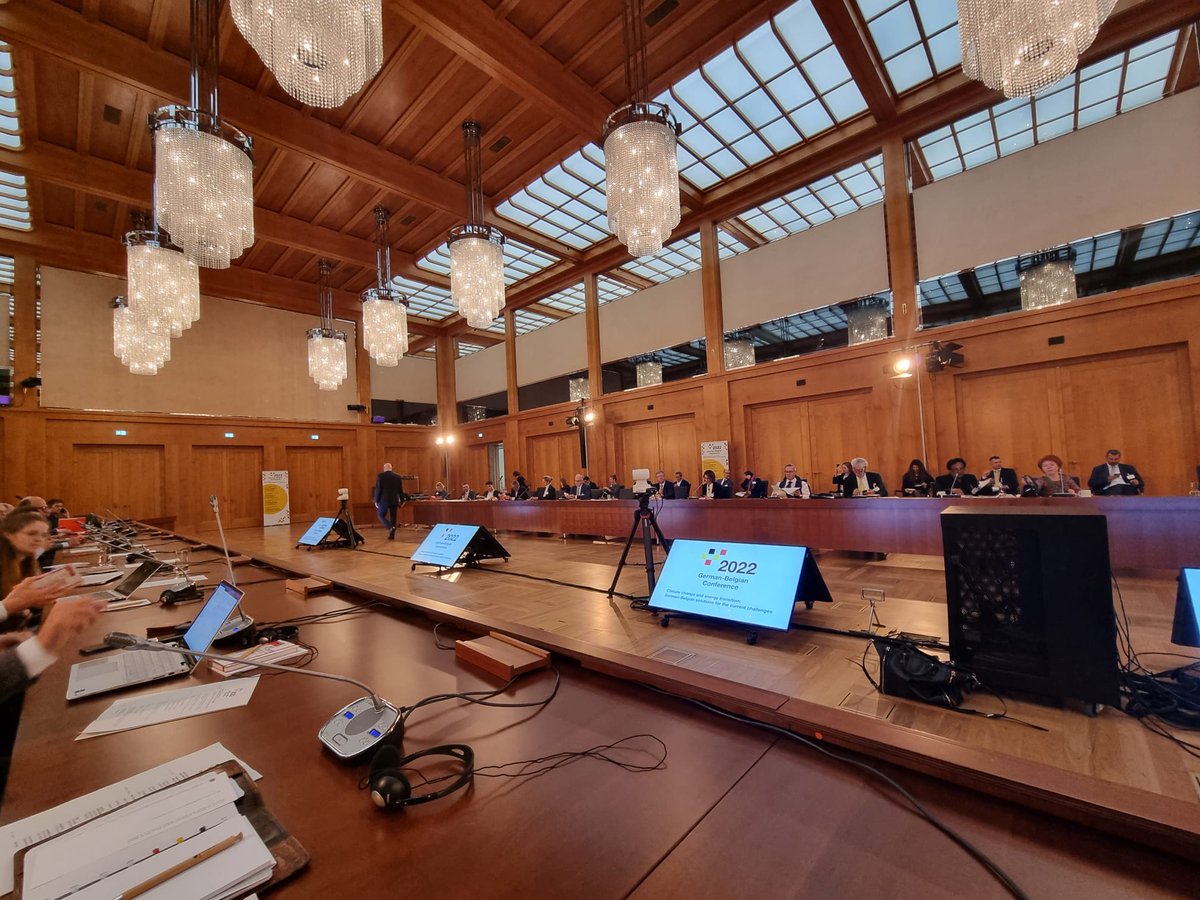 Enabel_Belgium's tweet photo. #DeBeKo 🇧🇪🇩🇪 Enabel's managing director @Jeanvanwetter took part in the 6th German-Belgian conference in Berlin.
Alongside Belgian minister of Foreign Affairs @HadjaLahbib, they discussed the potential of green hydrogen & ways to make international climate policy more effective. https://t.co/T0SIVBuSmg