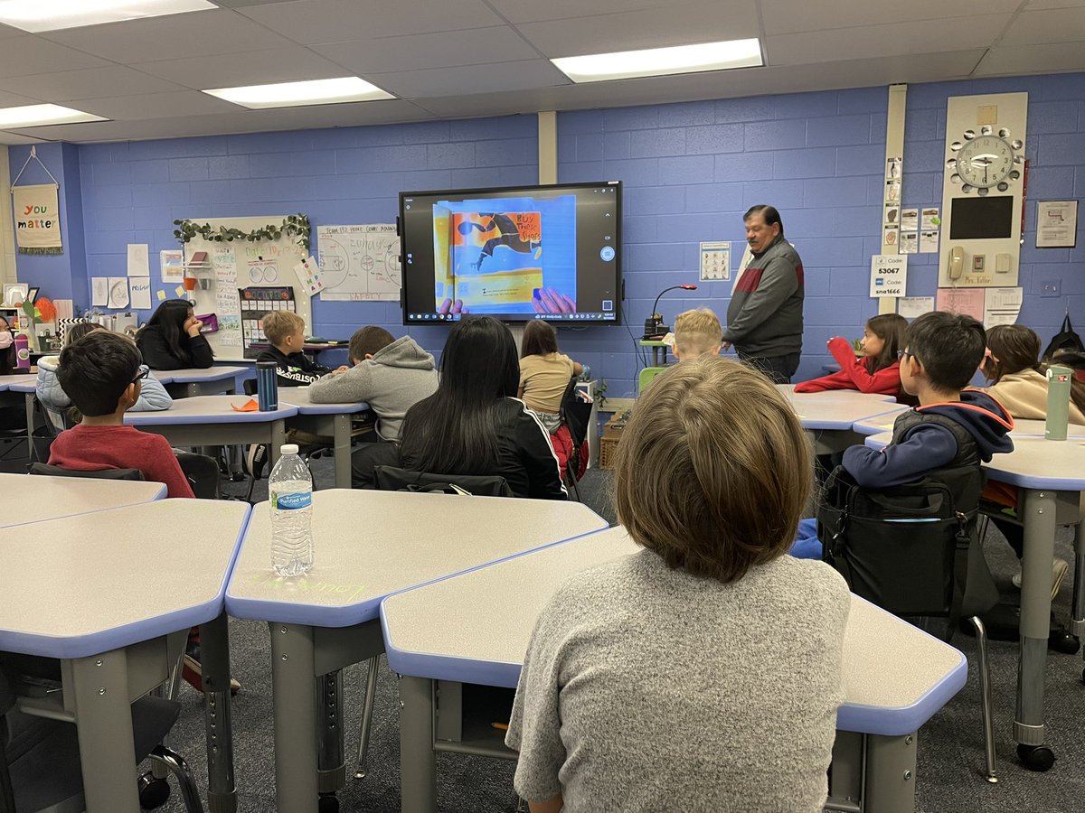 Dkeller_sd54's tweet photo. Read aloud of #thoseshoes by Mayor @RodCraig and simulating how far earth and sun are away from each other, 10 billion times smaller-great start to the week in 132! #weare54 https://t.co/8B9yRWJqde