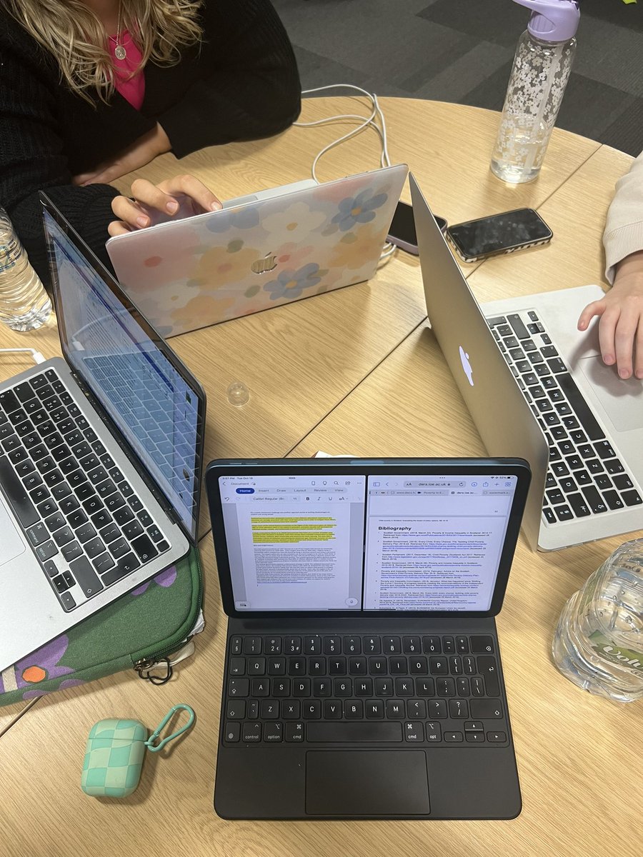 Our last study day in the library before placement. I have been very stressed about the ESPV essay but have been constantly reassured by my team and friends. Feeling very thankful for the friends I have made on this course📚 #StrathPGDE