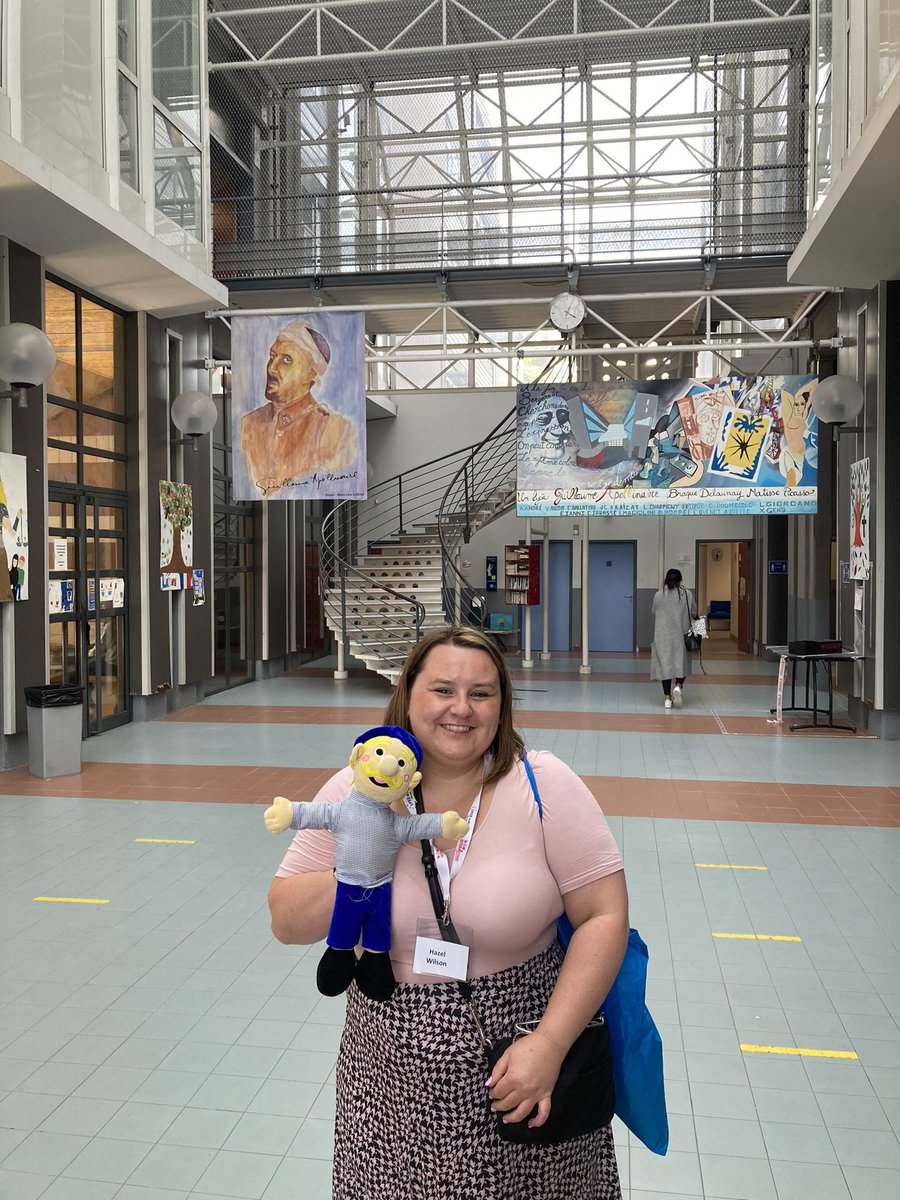 mmehlwilson's tweet photo. #MathieuThePuppet has been busy! He has had a swim in the sea, walked along Promenade des Anglais and had a super time at Collège and Lycée today! I wonder where he’ll go next? @LangfauldsPS @LfeeEurope @GlasgowIntEd #France #internationaleducation 🇫🇷 https://t.co/LyJqVodyOa