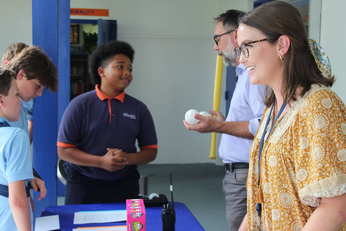 TBSjweb's tweet photo. Go have fun! On October 14, we hosted the first Middle School club fair since 2019. #schoolclubs #fun https://t.co/OEOljVLDVa