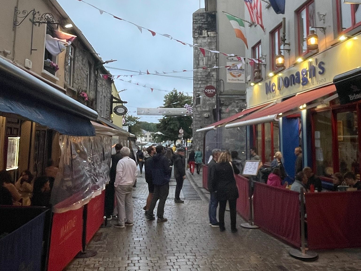 Carleton College English tweet media