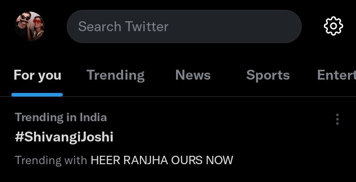 FanmilyShivin's tweet photo. Both hashtag and tagline are trending in India with 10k+ tweets♡

HEER RANJHA OURS NOW
#ShivangiJoshi #RohitKhandelwal https://t.co/o5QK8H5xDT