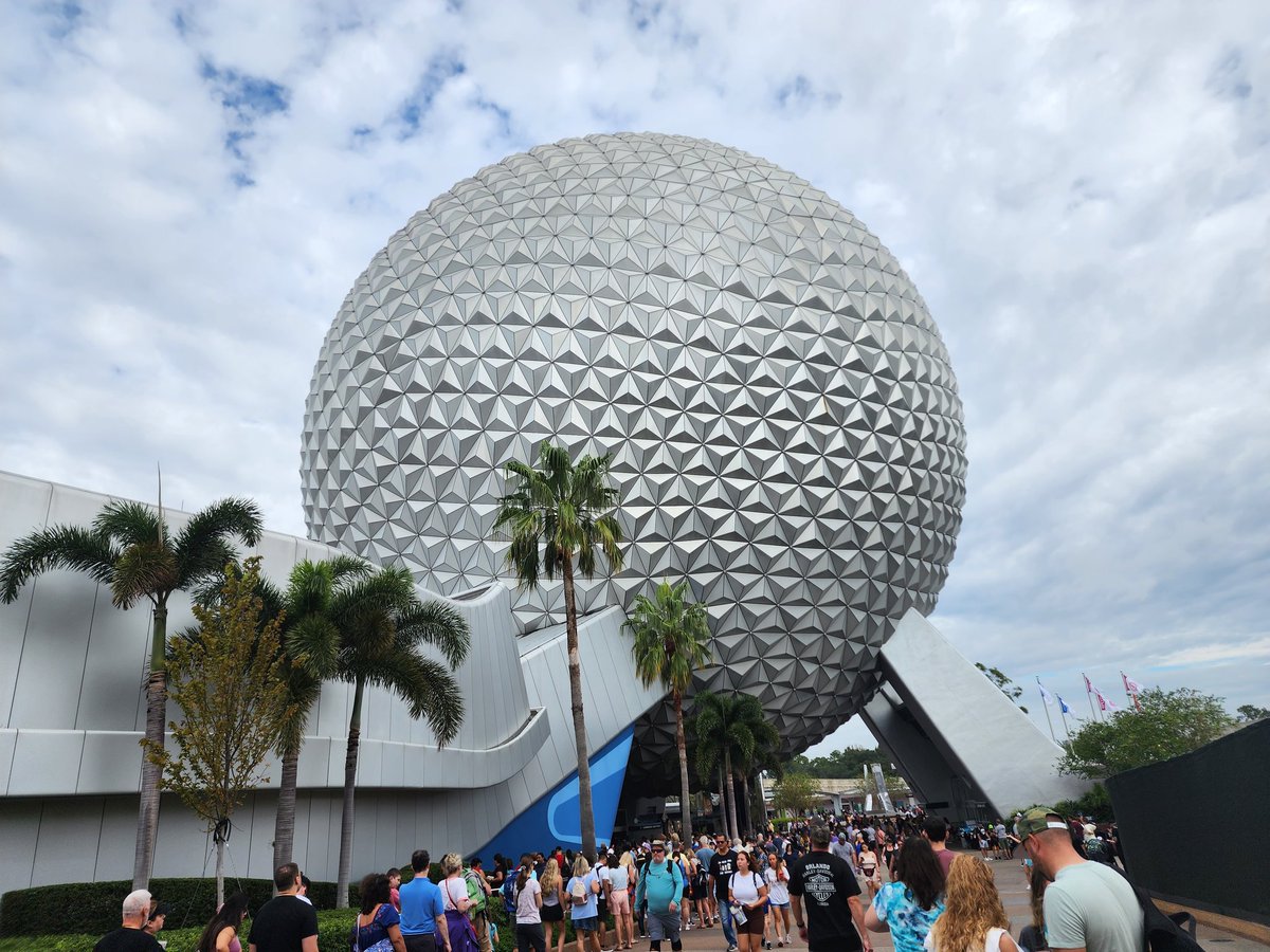 🔴Live Now - Twitch.tv/Trikslyr tweet media