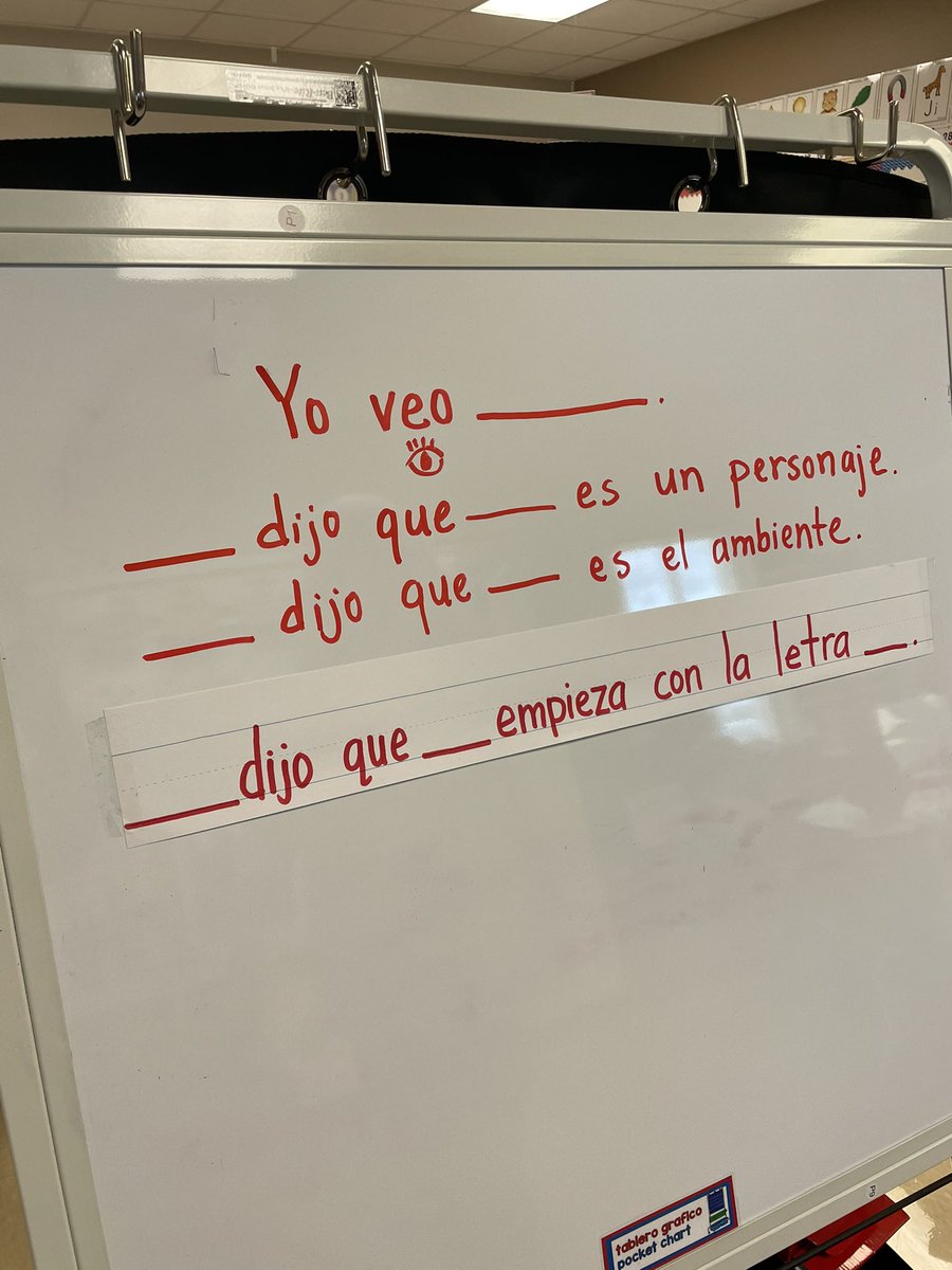 ThatLittleLady's tweet photo. La maestra Prince usa fragmentos en su aula @CCES_Hippos @DRMLARA @HuttoISD https://t.co/S4pEW7CHmc