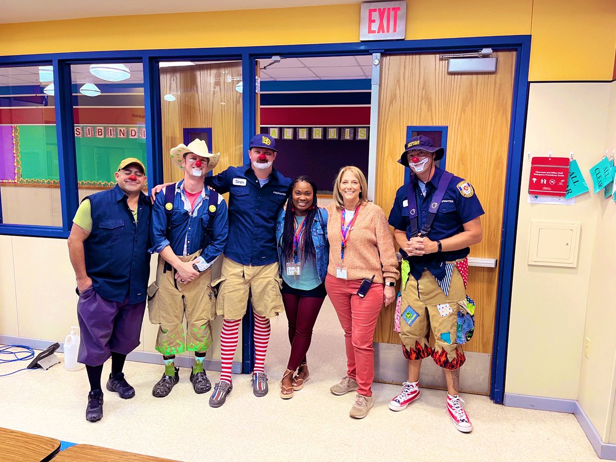 Our favorite Firefighters came to teach us about fire safety🔥⛑🧯!! 
#ClowningaroundatCentral
<a href="/Central_ES/">Central Elementary</a>