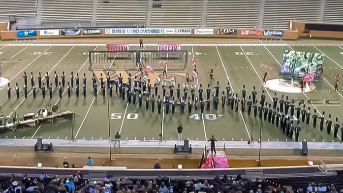 Thanks to outstanding dedication by our marchers, we earned 2nd overall and tied for outstanding music performance at BOA-Carolinas. harrisonbands.org/boa-carolinas-…
#hoyasaxa #bandsofamerica @hoyaprincipal