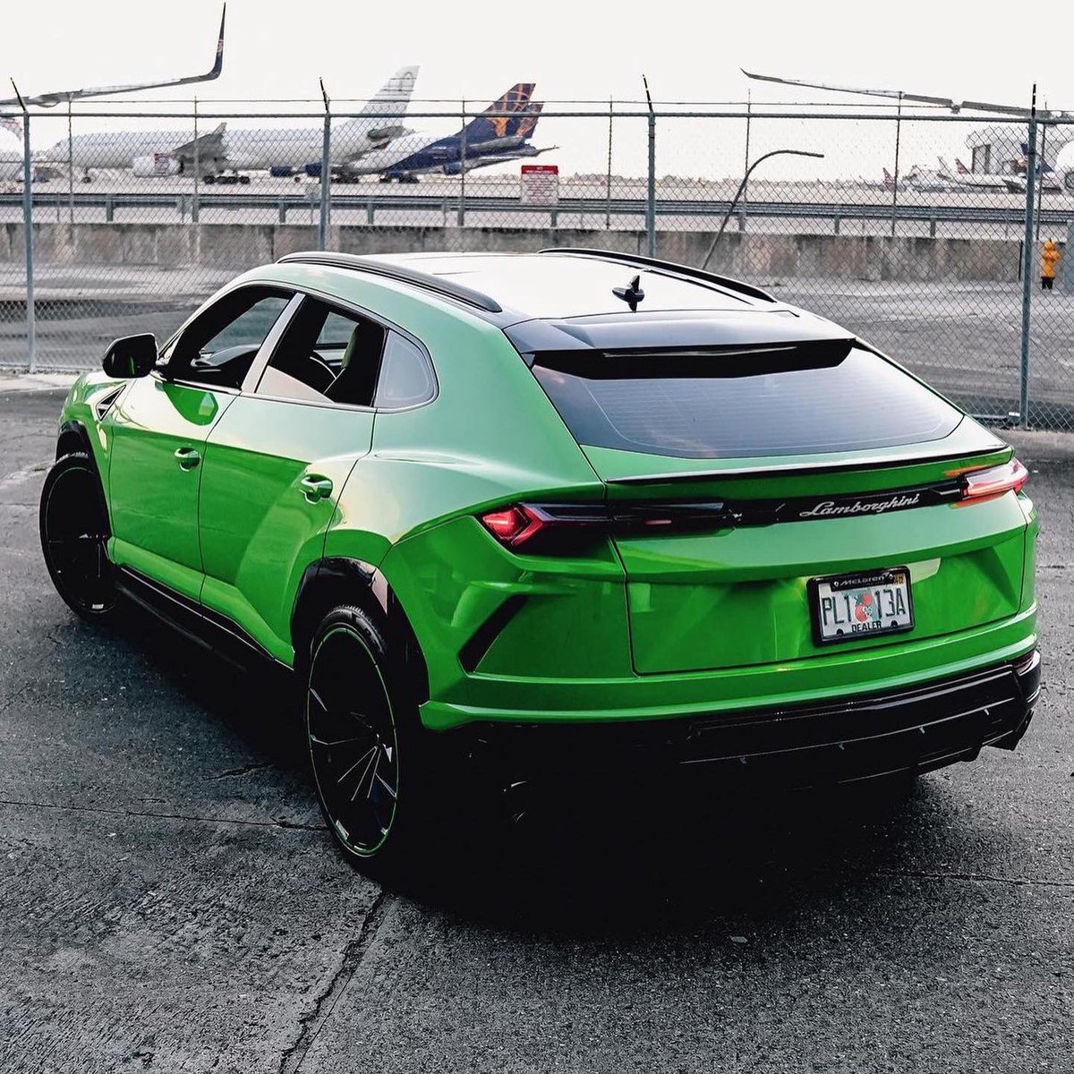 IAmJarredEvans's tweet photo. Perfect Ride For The Weekend !!
.
DM Or TEXT (305)-504-0374
License & Insurance Required
.
.
.
.
#ReputeRentals #Exotic #Luxury #Miami #LosOlas #MIA #FortLauderdale #HighEnd #Gentelmen #Class #AMG #Lamborghini #MiamiLifestyle #MiamiCarRentals #MiamiExoticCars https://t.co/WE22xAtB99