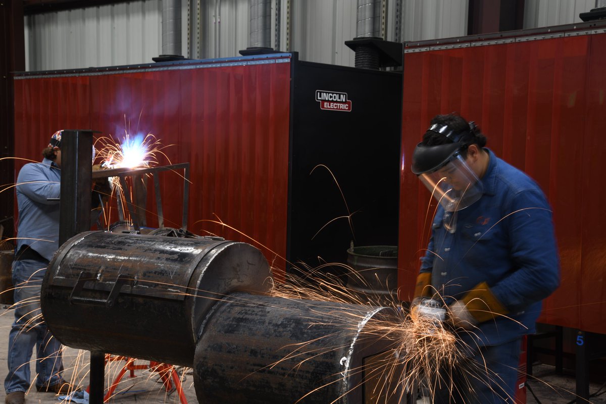 From my time with the <a href="/AliceHS_Coyotes/">Alice High School</a> F-F-A Ag Mechanics welders before the Jim Wells County Fair this week. Good guys out here. <a href="/AliceISD/">Alice ISD</a> <a href="/AliceAthletics1/">@AliceAthletics</a> <a href="/EchoNewsJournal/">Alice Echo-News</a>
