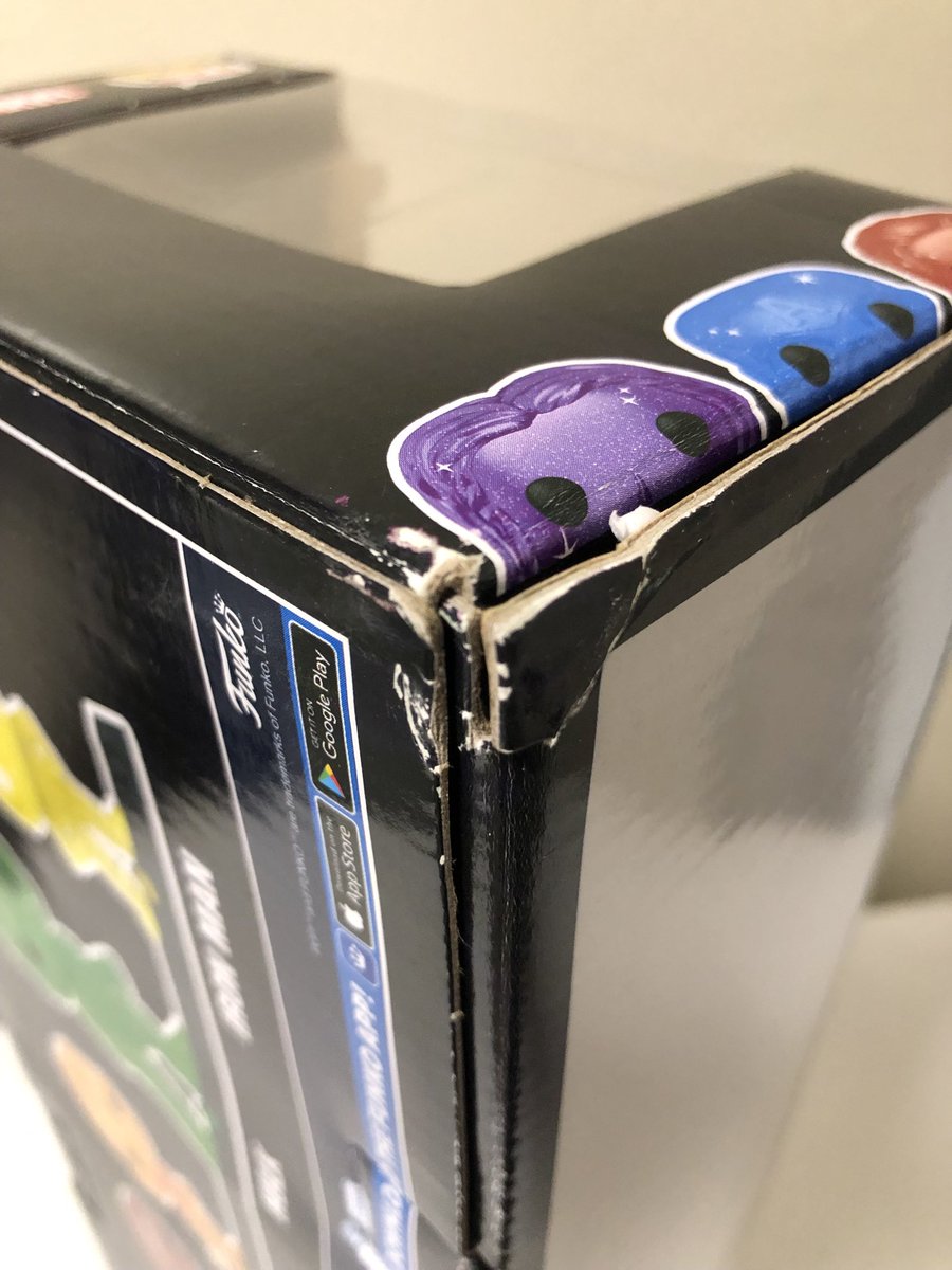 tomteavee's tweet photo. @amazon ⁦@AmazonHelp⁩ Does this look like “Condition: New” to you? ⁦@OriginalFunko⁩ ⁦@DisTrackers⁩ ⁦@gastlecast⁩ ⁦@funkofinderz⁩ https://t.co/cgeqk7Fltu