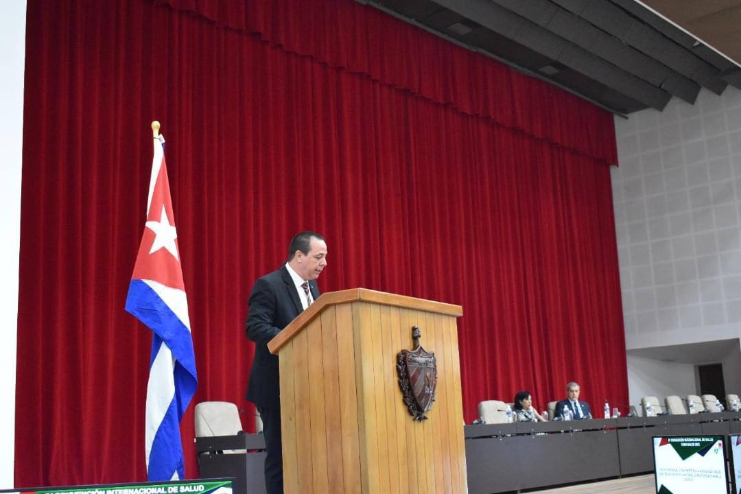 DMS Martí tweet media