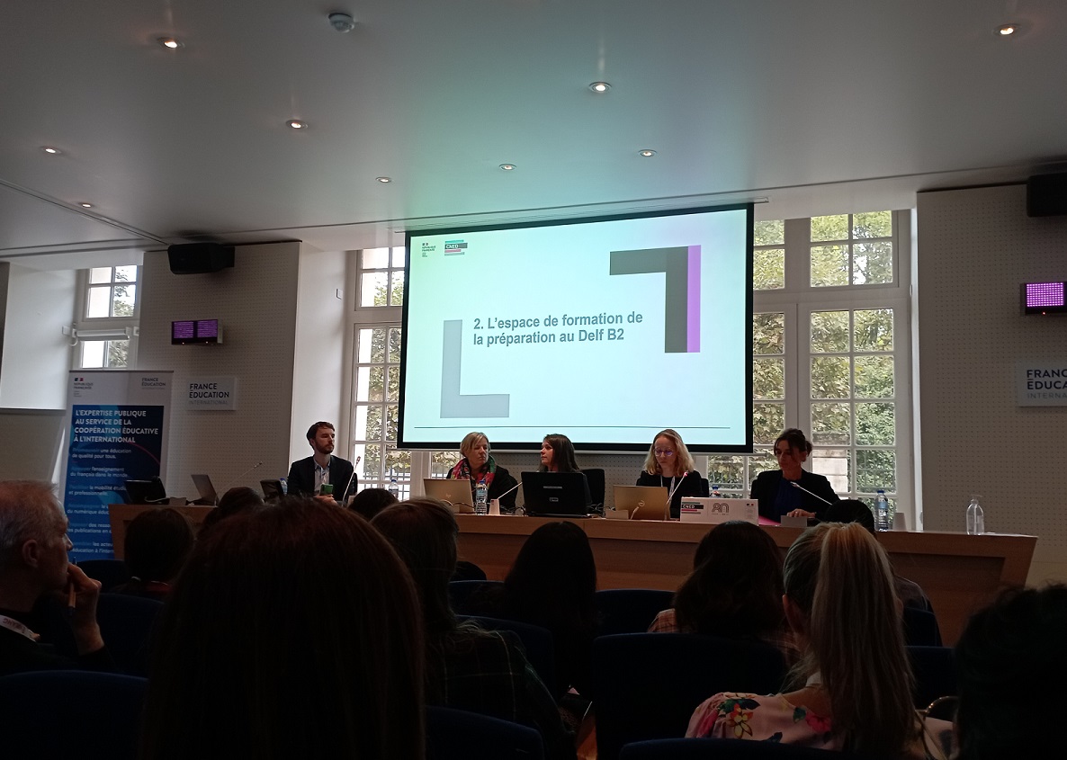 cned's tweet photo. 🗓️ Rencontres #Delf-#Dalf : présentation des formations en ligne en français langue étrangère du #CNED dans le cadre du partenariat avec @FEI_sevres ce jour. @TCFDILFDELFDALF https://t.co/ML8CJ8wbLc