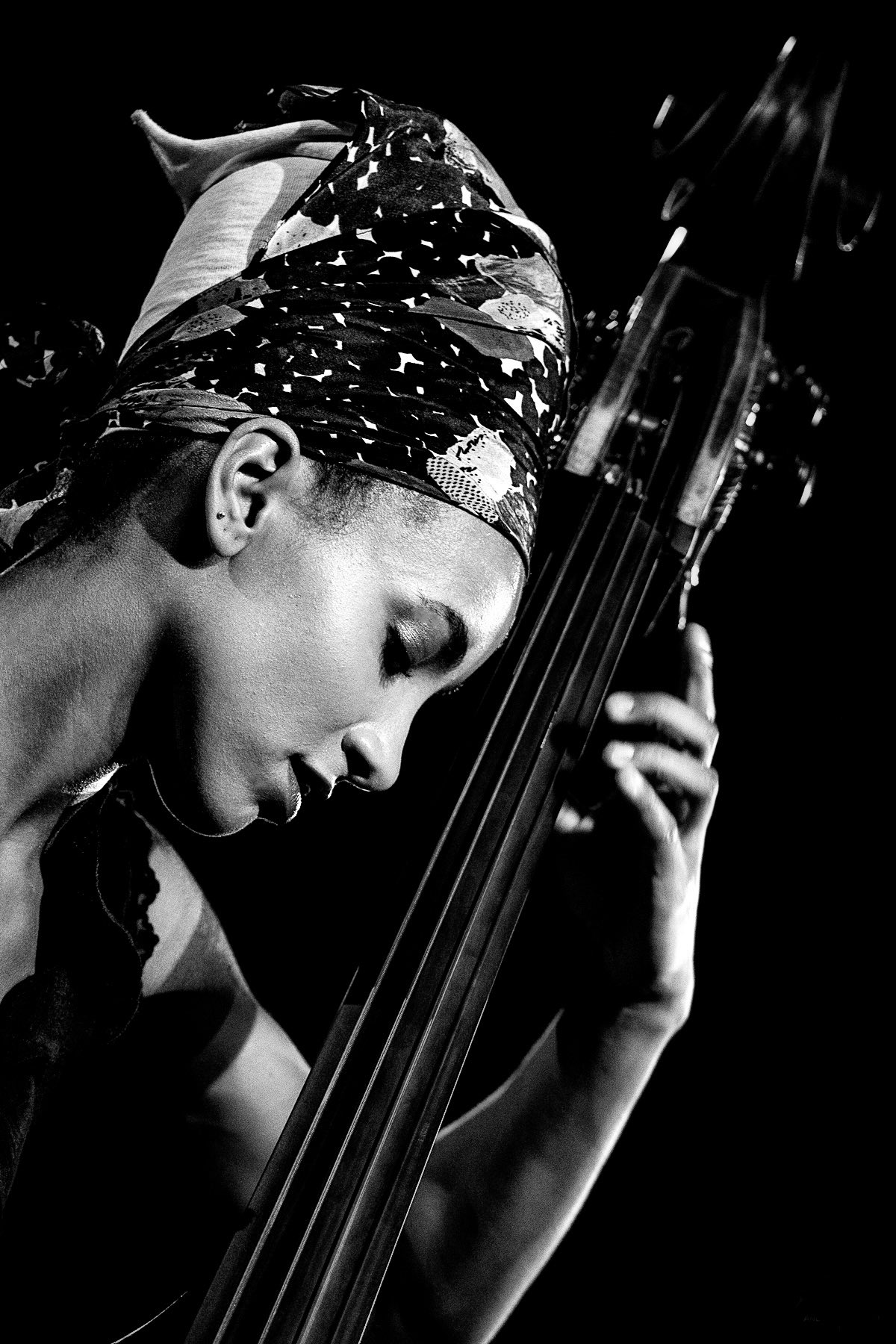  Bassist and composer Esperanza Spalding born on this day, in 1984.

photos: Andrea Palmucci 