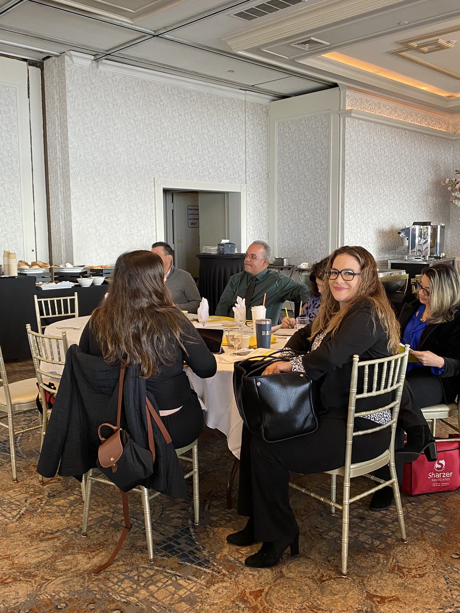 D8Connect tweet media