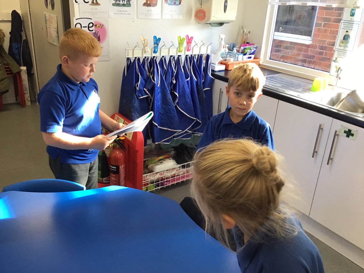 WilloughtonSch's tweet photo. What a way to end our topic of Rocks in Science! First, Sapling Class had a rock quiz and then they made their own video presentations to showcase their learning. Super Science! #science https://t.co/eep0MeWHtD