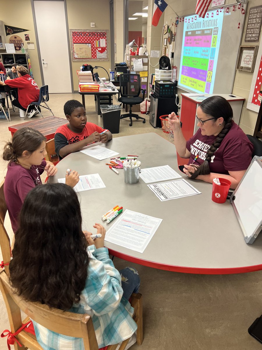 Mrs. McCartney’s class is working on argumentative texts this week. We are making claims with concrete evidence. #BetterTogether #StrongerTogether @CrosbyISD