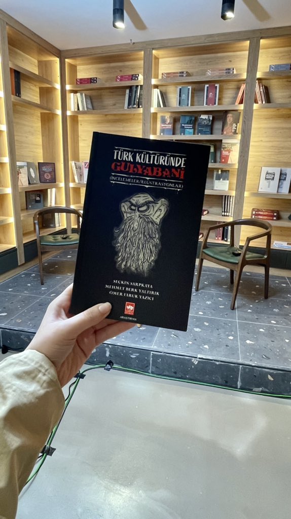 Zeytinburnu Kitapçısı Buluşmaları birazdan başlıyor.💫
<a href="/zbkitapcisi/">Zeytinburnu Kitapçısı</a> <a href="/zeynepturkoglu/">Zeynep Türkoğlu 🇹🇷</a> <a href="/SonGulyabani/">Mehmet Berk Yaltırık</a> <a href="/omrfyzc/">Nane Molla 🦌 Sehhârzâdeler</a>