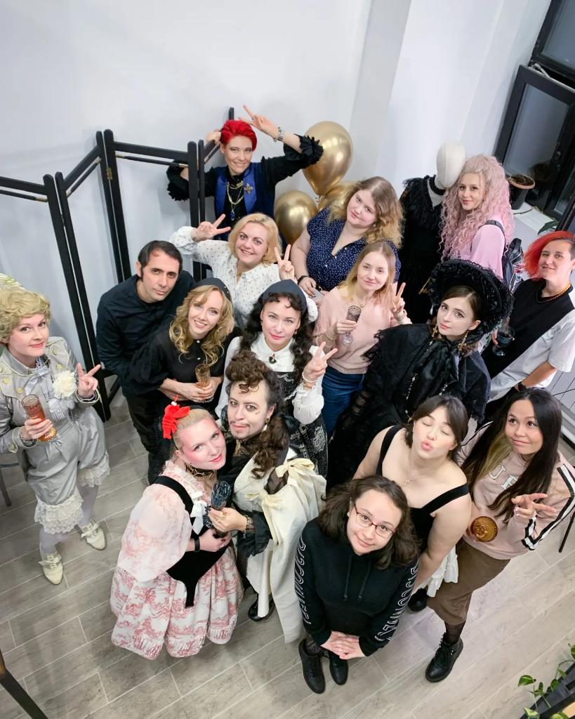 missdangershop's tweet photo. This Sunday we celebrated long awaited the grand opening of Miss Danger studio and showroom 🎉🥂✨ It was cozy party with close friends 💗
.
#missdangershop #eglcommunity #lolitafashion https://t.co/eS95hCzWuI