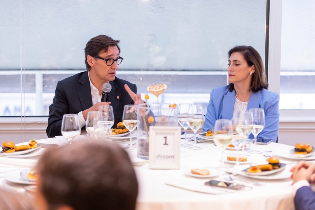 Dircom Catalunya tweet media