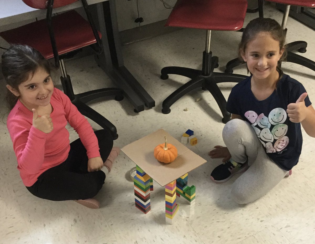 MsLindsayNRPS's tweet photo. Day 2 of MA STEAM Week - First Grade Pumpkin Design Challenge @TheBatchBulldog #NRPSSTEAM2022 #SeeYourselfInSTEM https://t.co/2HhB4Dve62