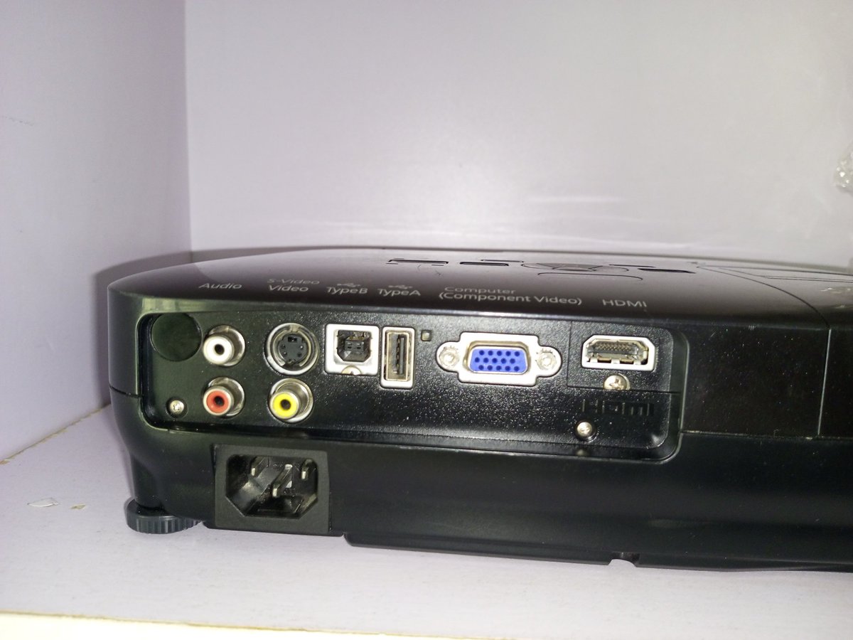 BestProjectplug's tweet image. The Epson PowerLite 1220 Projector is a XGA Conference Room Projector. This lamp based projector is capable of displaying 2,600 Lumens at its brightest setting with a native resolution of 1024x768.Call/WhatsApp ☎️ 07041816875 or visit our office physically.