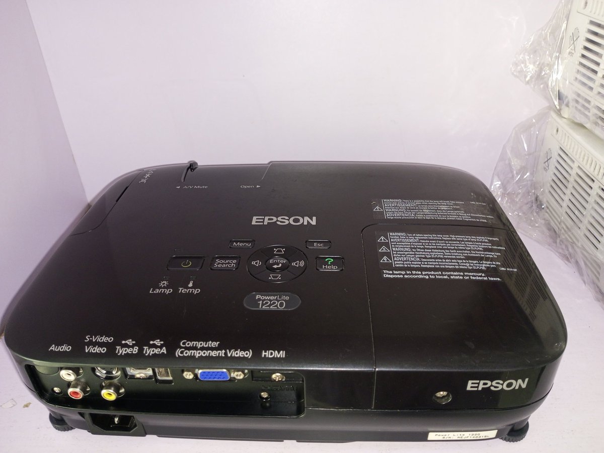 BestProjectplug's tweet image. The Epson PowerLite 1220 Projector is a XGA Conference Room Projector. This lamp based projector is capable of displaying 2,600 Lumens at its brightest setting with a native resolution of 1024x768.Call/WhatsApp ☎️ 07041816875 or visit our office physically.