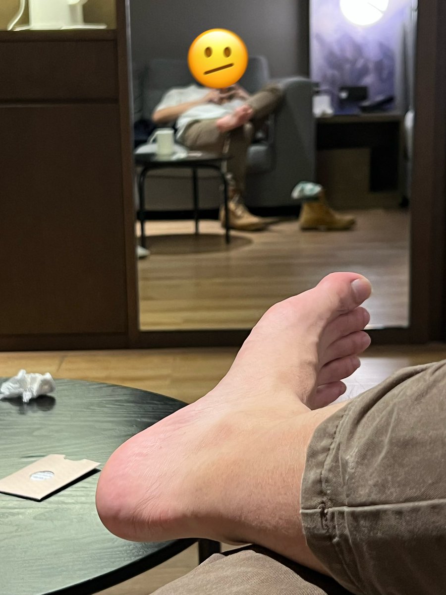 M0inSZ's tweet photo. 要不我转型当0s算了
来几个1m玩玩 https://t.co/fqWiyh1X1J