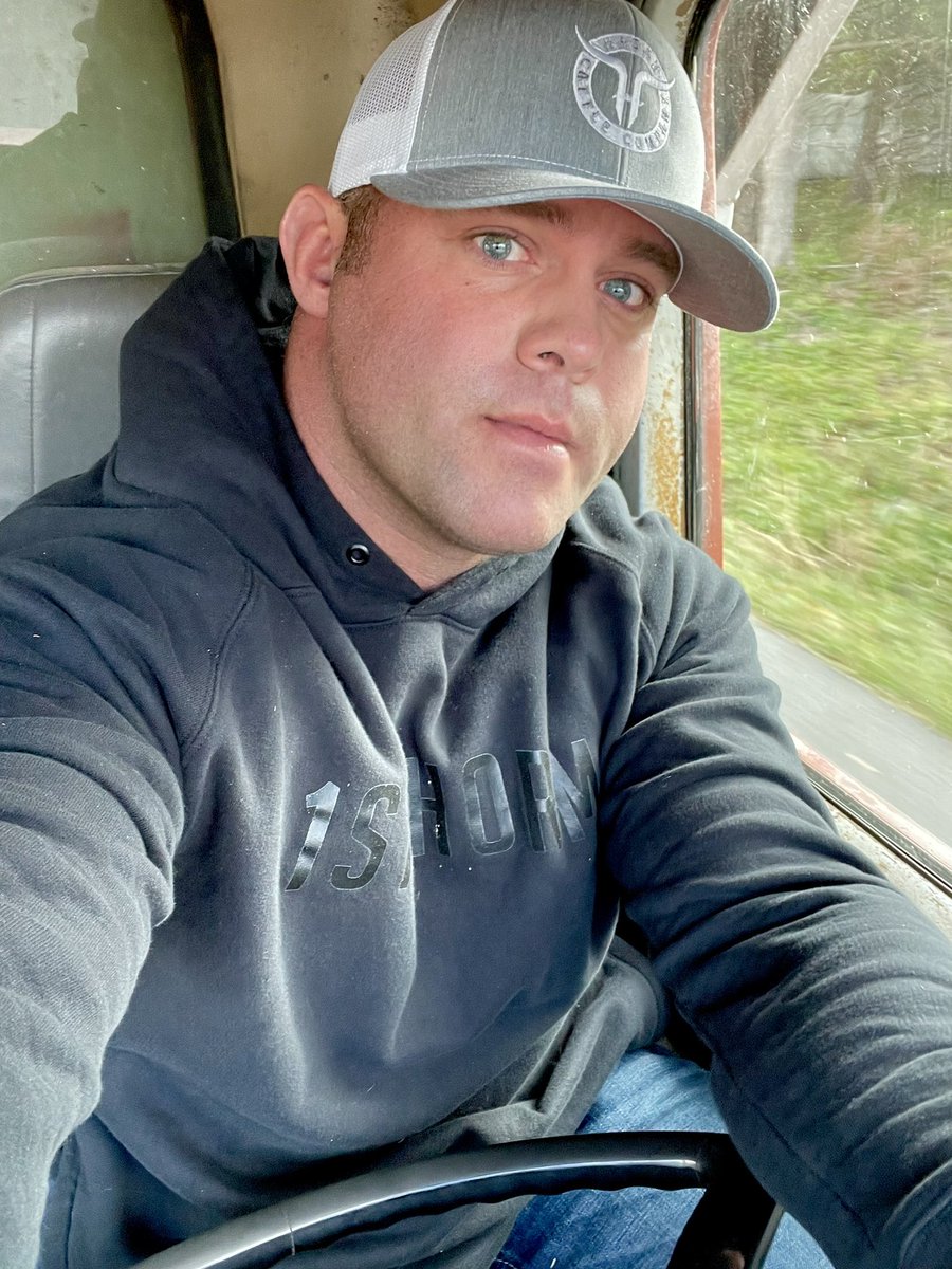 MattHagan_FC's tweet photo. Back home farming https://t.co/3wCHd54F3O