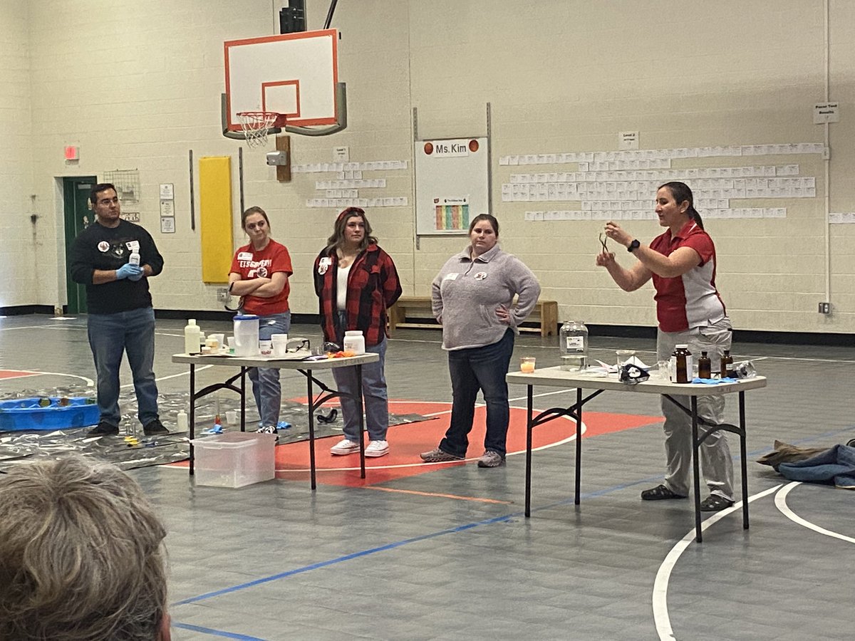 JessicaAlberson's tweet photo. Thank you Austin Peay State for joining White Bluff in their PBIS assemblies today. Celebrating National Science week with a great science, magic show this morning! @austinpeay @DCS_TN #pbisFun @bluff_white https://t.co/BFiBTjDZIA