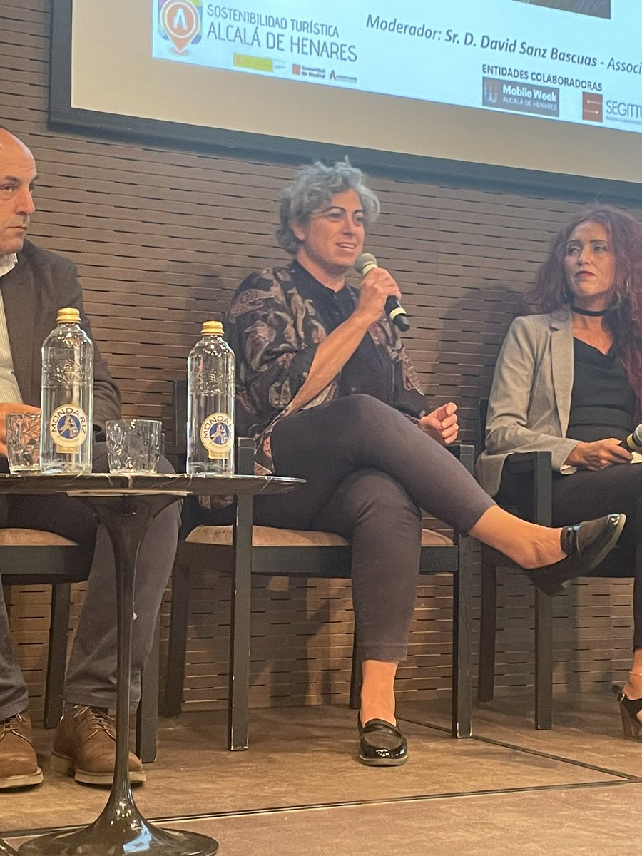 TheOpenIdeas's tweet photo. El 80% del tiempo de la gente que trabaja en Big Data se va en limpiar datos que no están en el formato que deben. - @cris_aranda_ 
#turismo #mWeekAlcala22 #mWeek22 https://t.co/MzVItUTyiA
