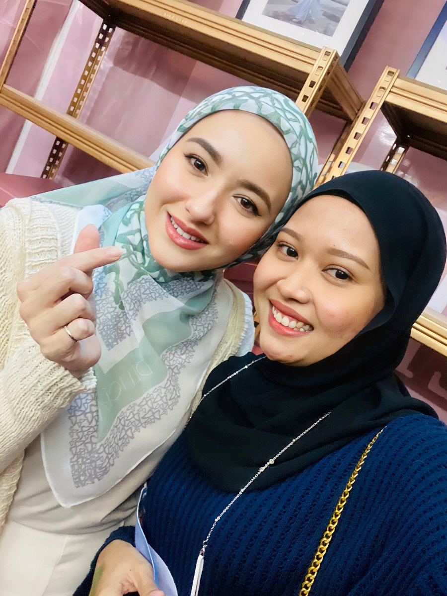 IzzatiMahusin's tweet photo. Dear Hannah!!!  All the best in your life, may your business be known all over the world, may Allah SWT facilitate every matter, every step of your journey,i will support you forever,thankyou for always remember me. Love you🤍 (2016-2022) https://t.co/juC4DHw1bq